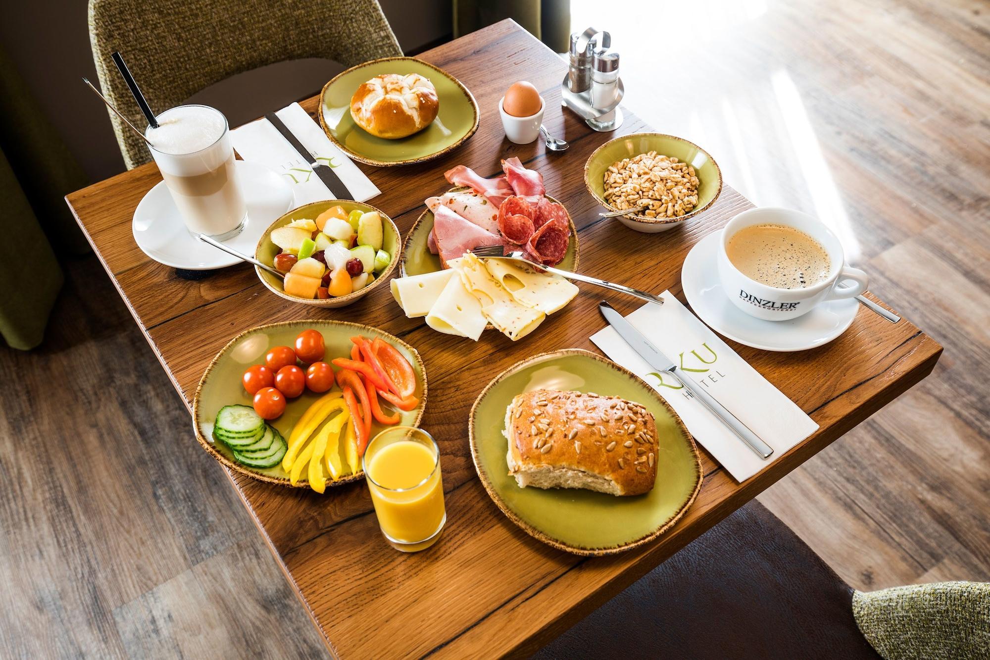 Riku Hotel Ulm Exteriör bild