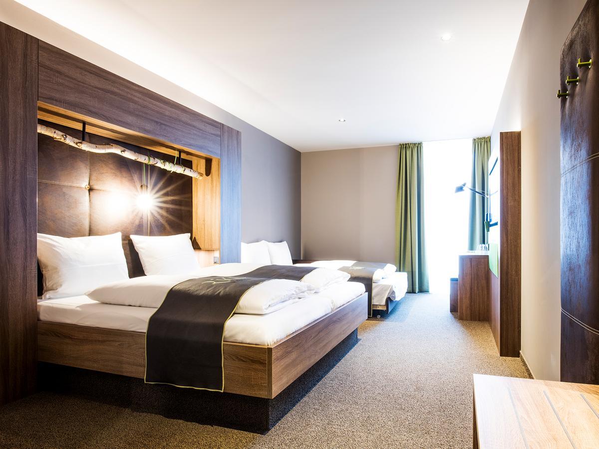 Riku Hotel Ulm Exteriör bild