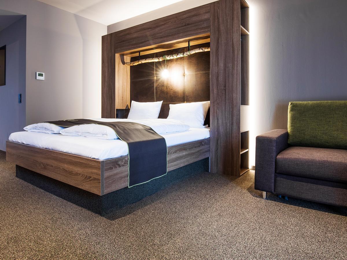 Riku Hotel Ulm Exteriör bild