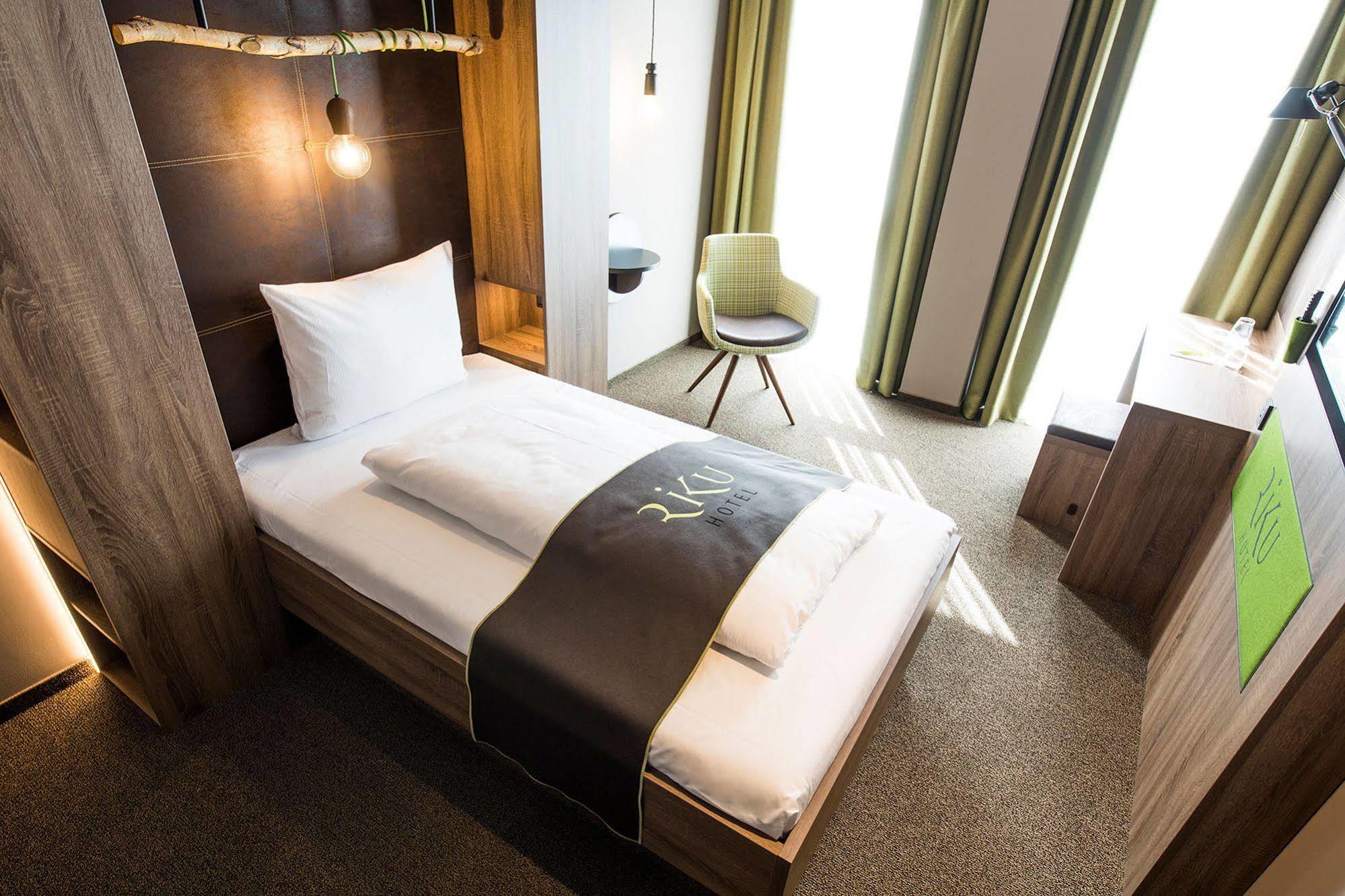 Riku Hotel Ulm Exteriör bild