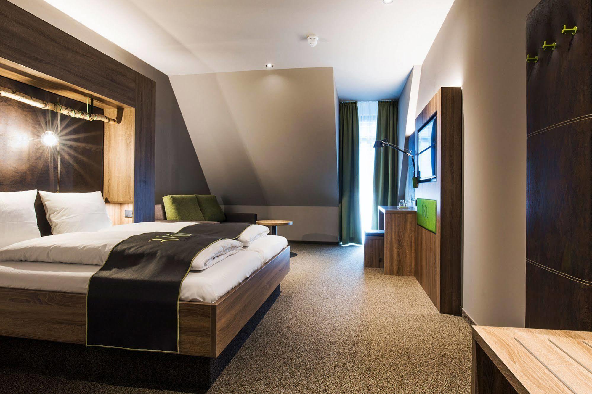Riku Hotel Ulm Exteriör bild